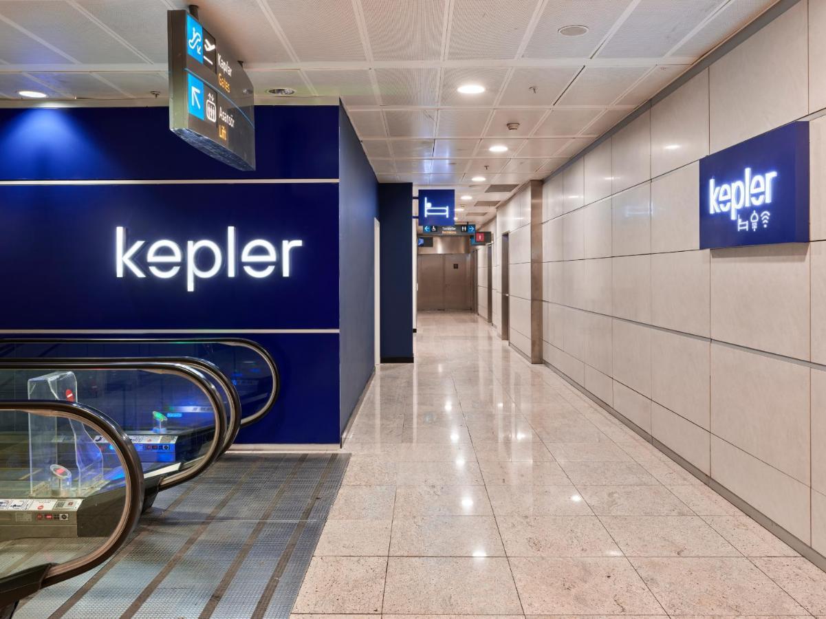 Kepler Club Sabiha Goekcen Airport - International Transit Area Hotel Istanboel Buitenkant foto